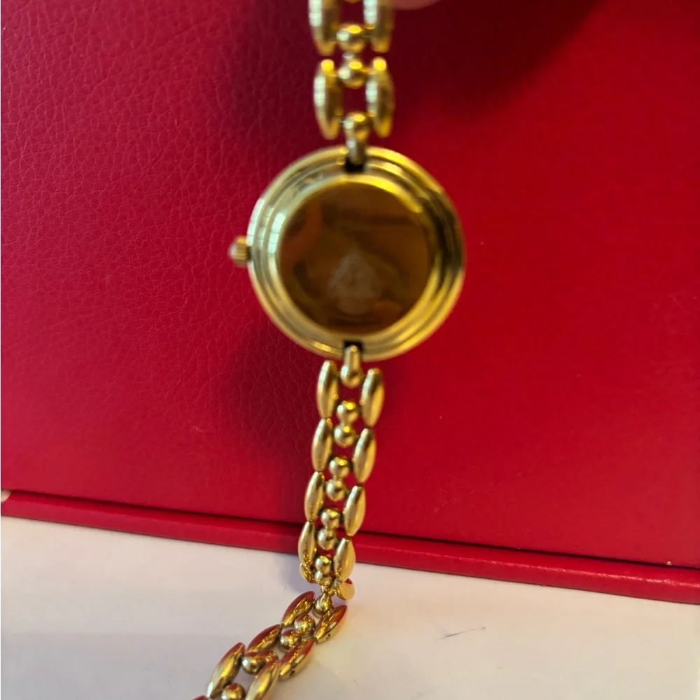 Gucci Vintage Women's Watch - Picture 4 of 4